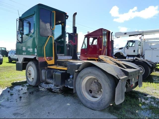 Image of Kalmar  OTTAWA T2  equipment image 3