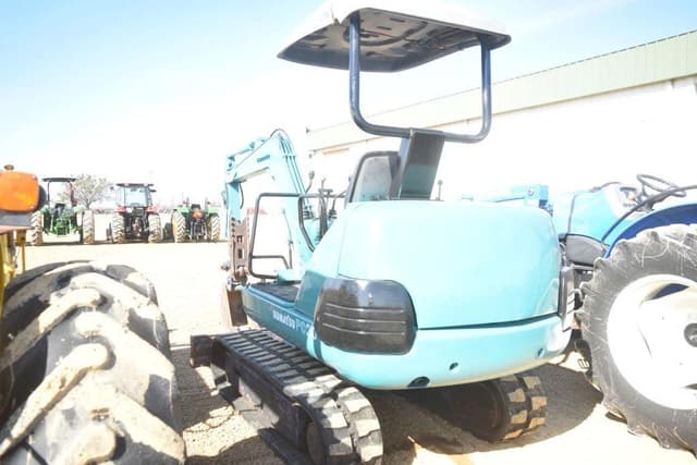 Image of Komatsu PC20 equipment image 2