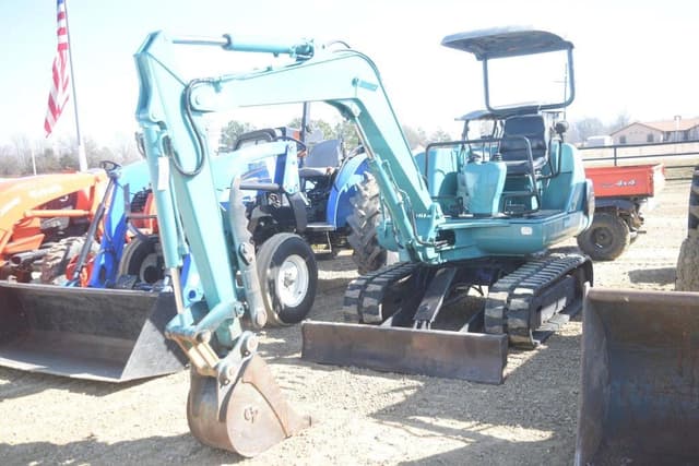 Image of Komatsu PC20 equipment image 3