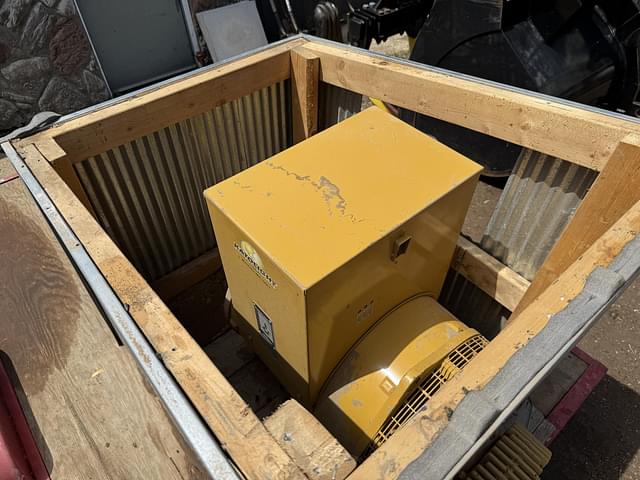 Image of Katolight KLM1-40-540 equipment image 4