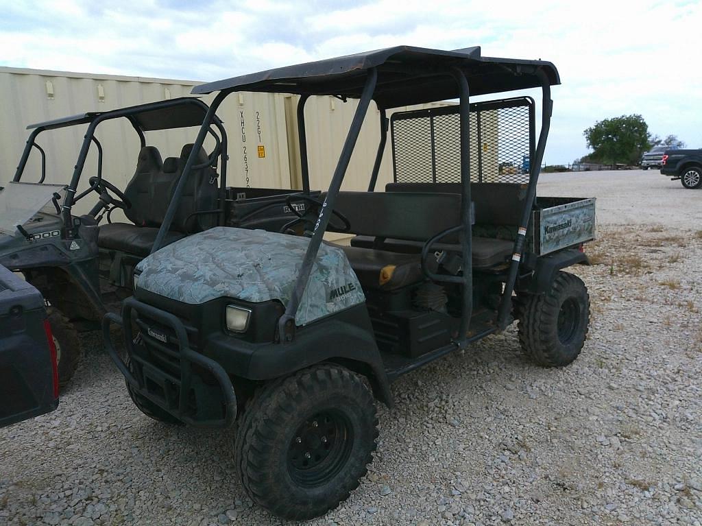 Image of Kawasaki Mule 3010 Image 0