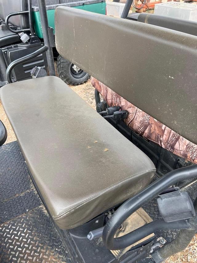 Image of Kawasaki Mule 3010 equipment image 4