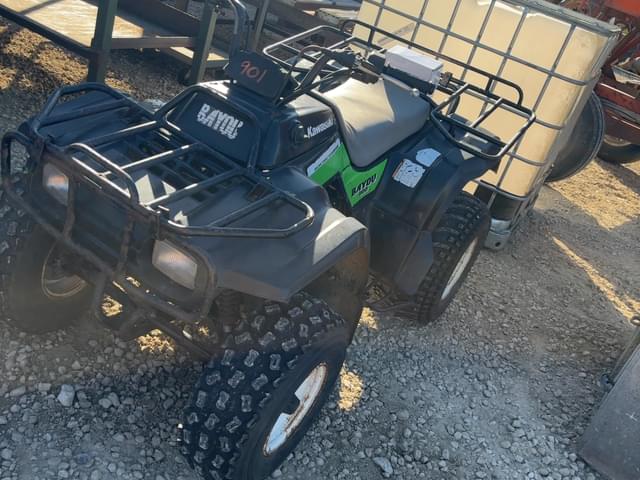 Image of Kawasaki Bayou 220 equipment image 1