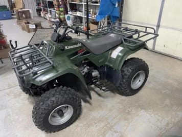 Main image Kawasaki Bayou 220