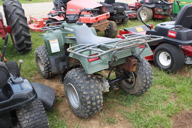 Image of Kawasaki Bayou 250 equipment image 1