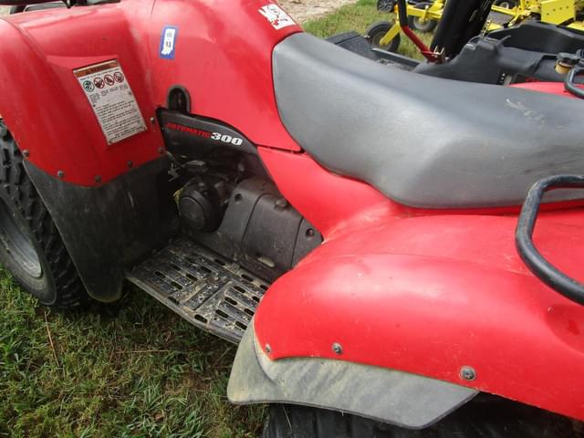 Image of Kawasaki Bayou 300 equipment image 2