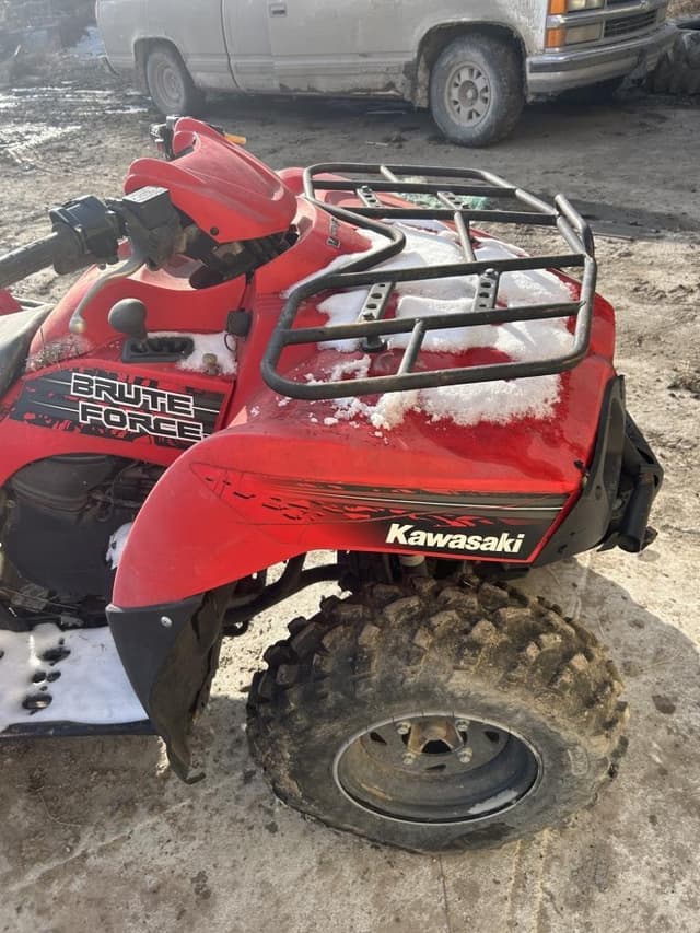 Image of Kawasaki Brute Force 650 equipment image 4