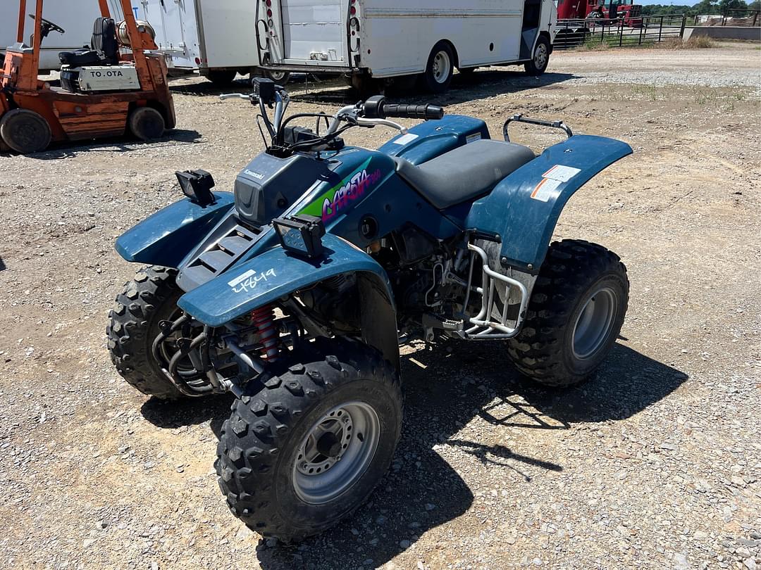 Image of Kawasaki Lakota 300 Primary image