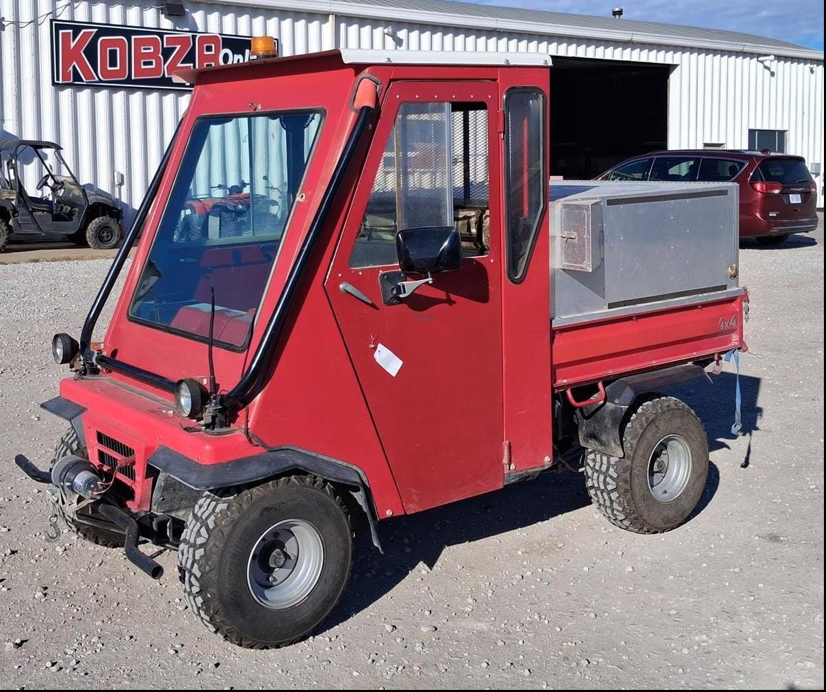 Kawasaki Mule 2510 Equipment Image0