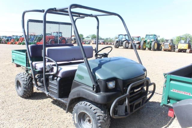 Image of Kawasaki Mule 3010 equipment image 3