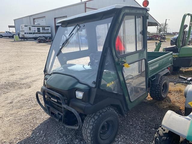 Image of Kawasaki Mule 3010 equipment image 2