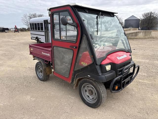 Image of Kawasaki Mule 3010 equipment image 3