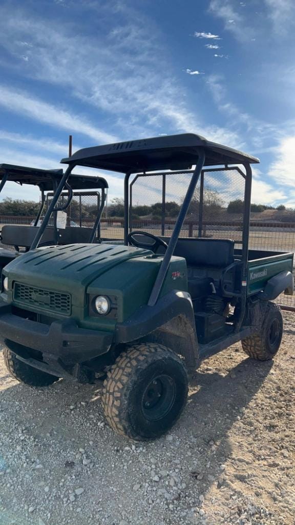 Kawasaki Mule 3010 Equipment Image0