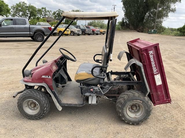Image of Kawasaki Mule 550 equipment image 2