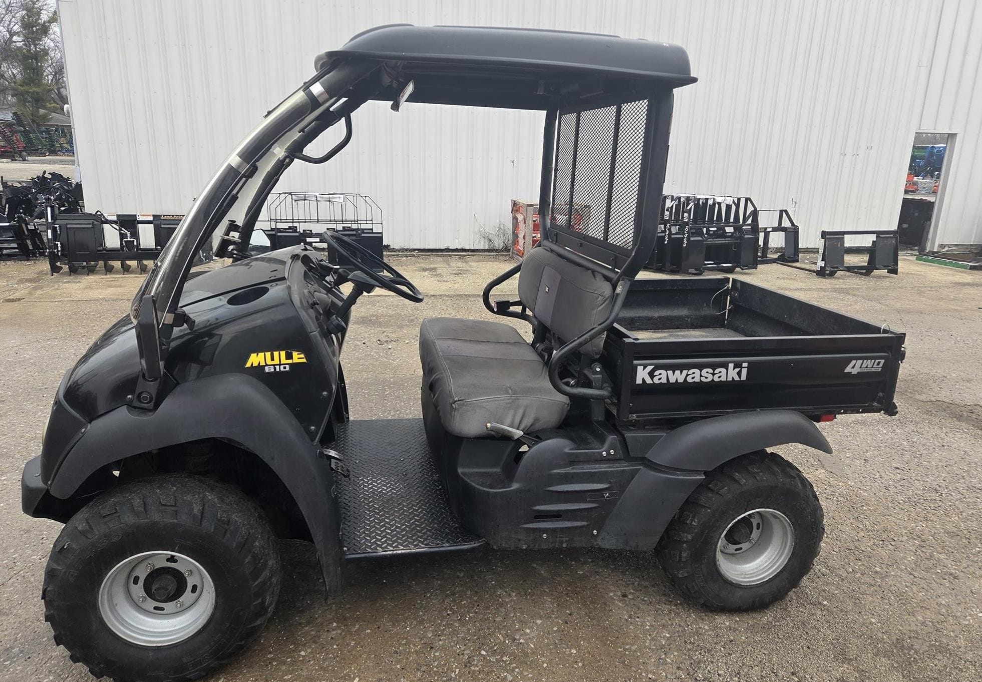 2011 Kawasaki Mule 610 Equipment Image0
