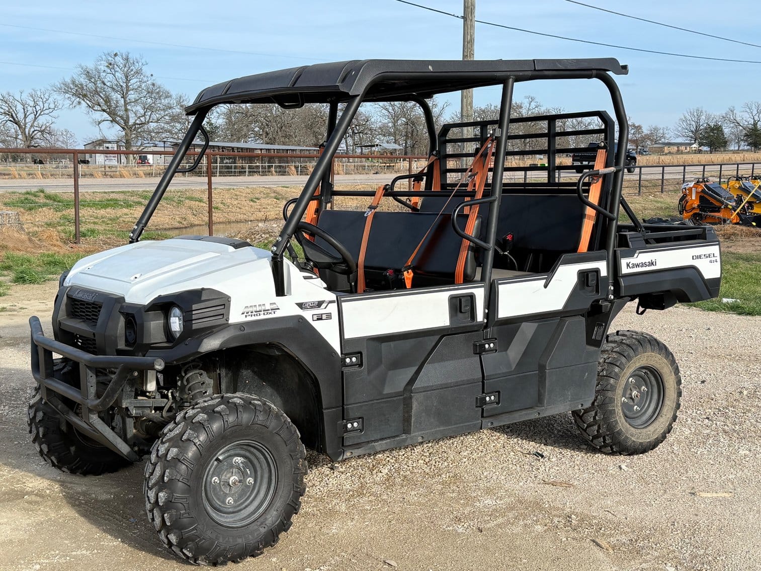 Kawasaki Mule Pro-DXT Equipment Image0