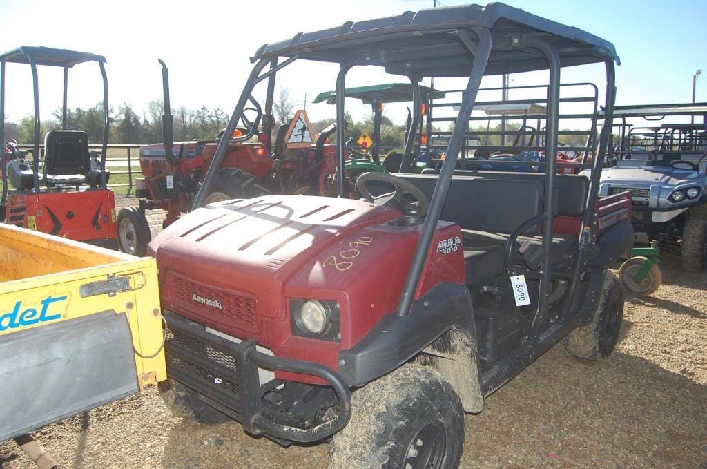 Kawasaki Mule 4010 Equipment Image0