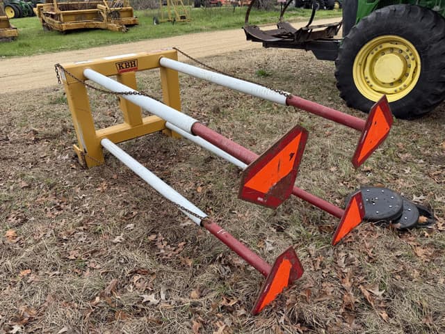 Image of KBH Bale Handler equipment image 3