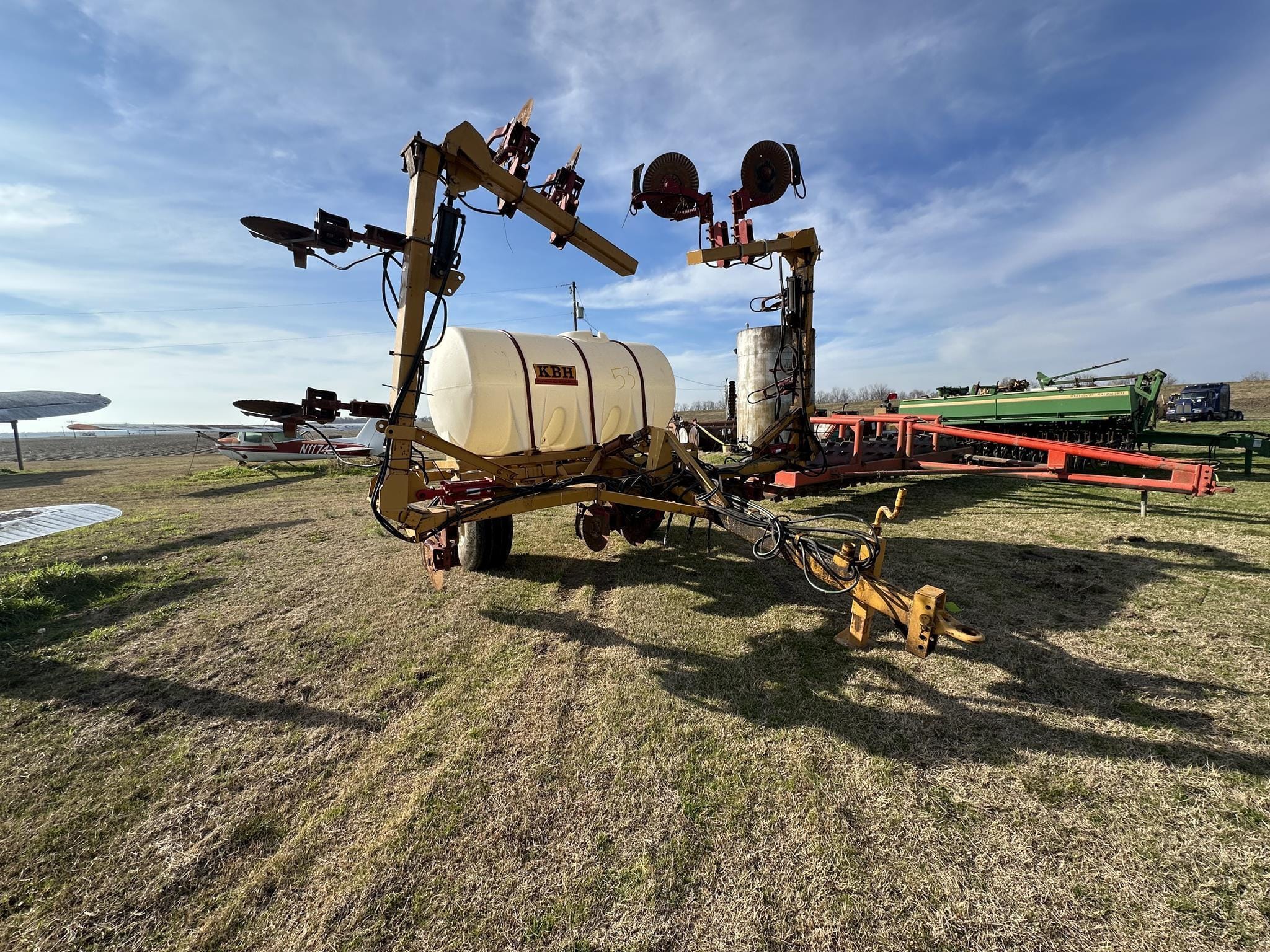 KBH 700 Equipment Image0