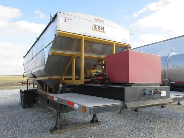 Image of KBH Fertilizer Chassis equipment image 1