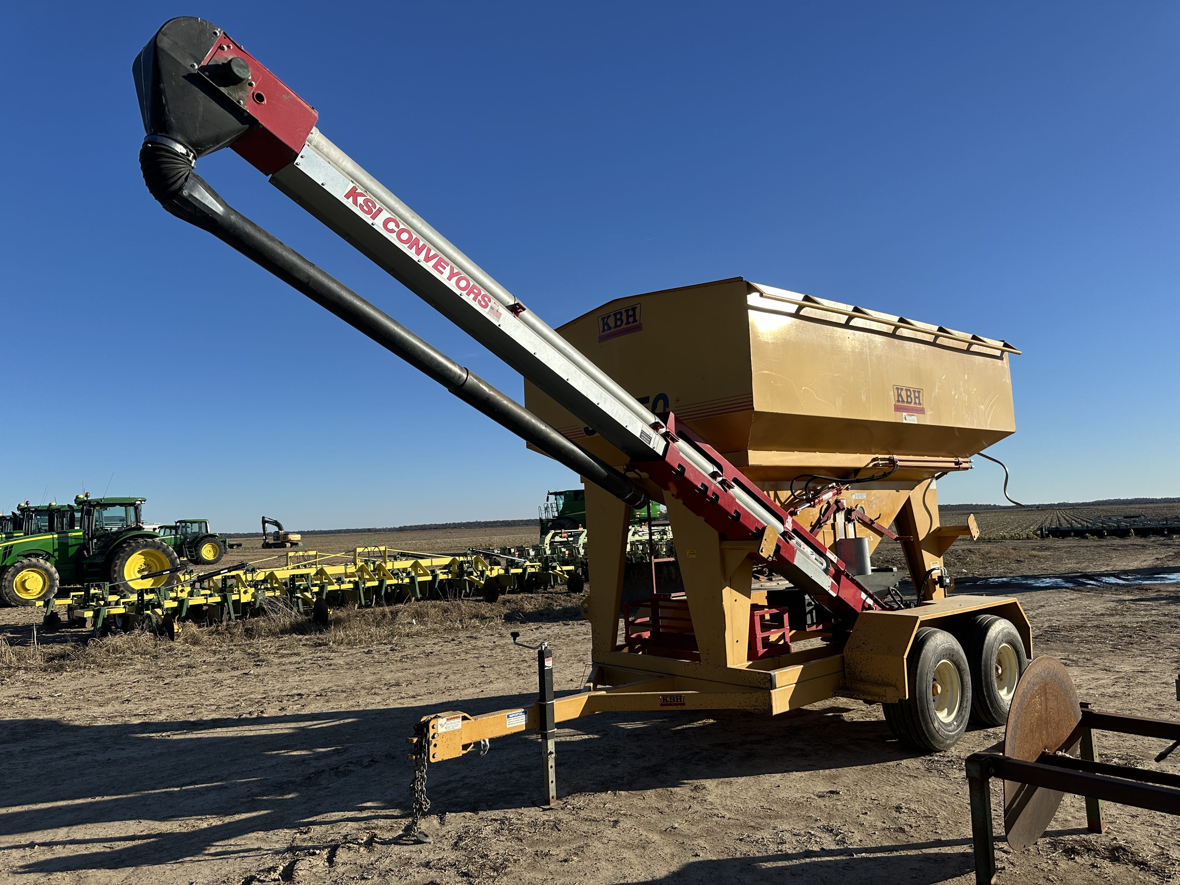 KBH ST350 Equipment Image0