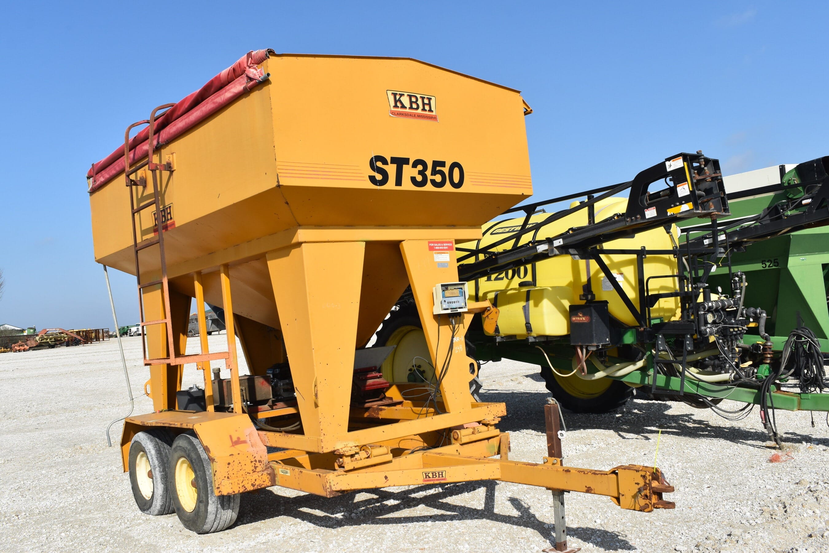 KBH ST350 Equipment Image0