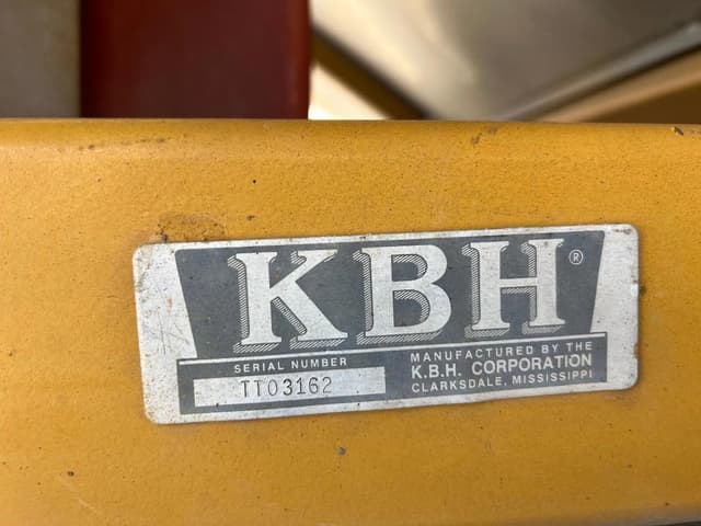 Image of KBH Fertilizer Chassis equipment image 1