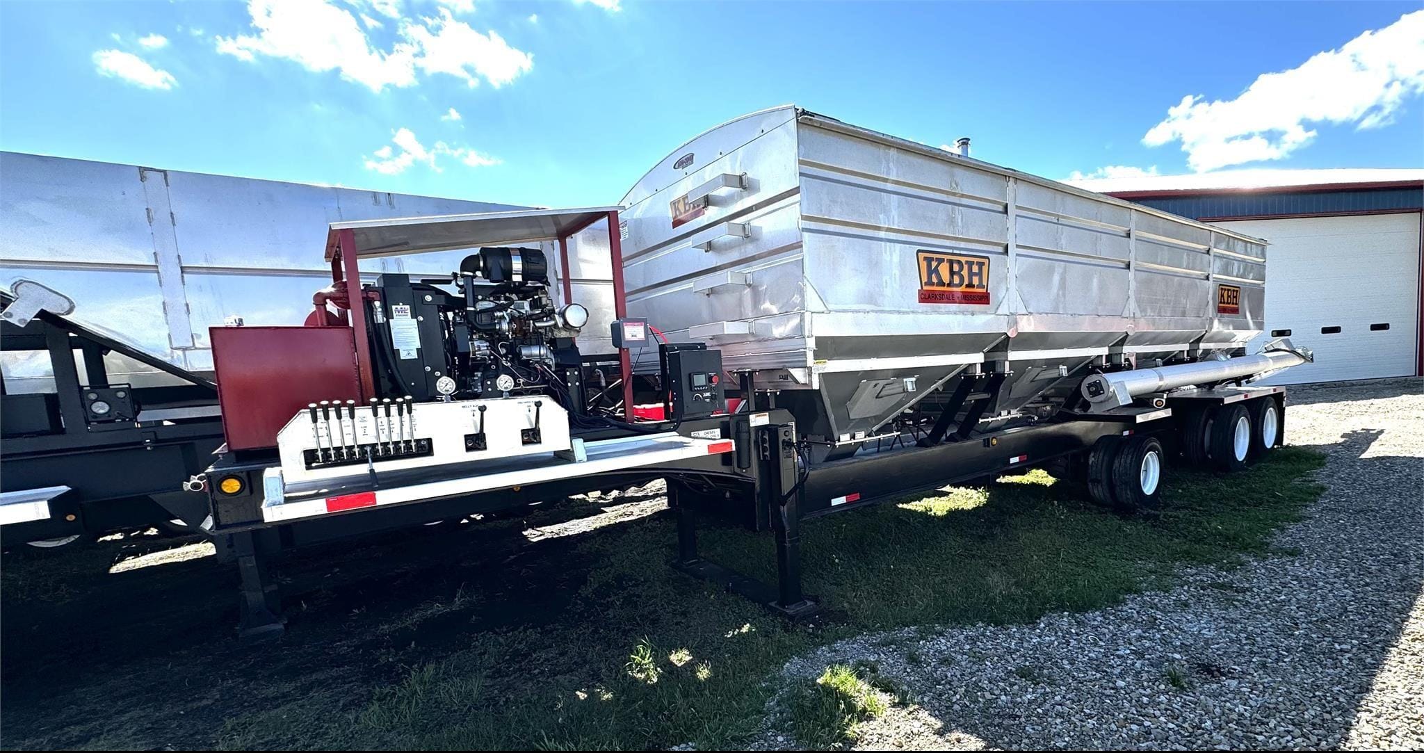 KBH TT4000SF Equipment Image0