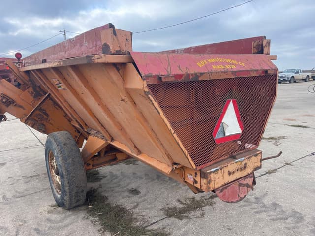 Image of Kelly Ryan Undetermined equipment image 4