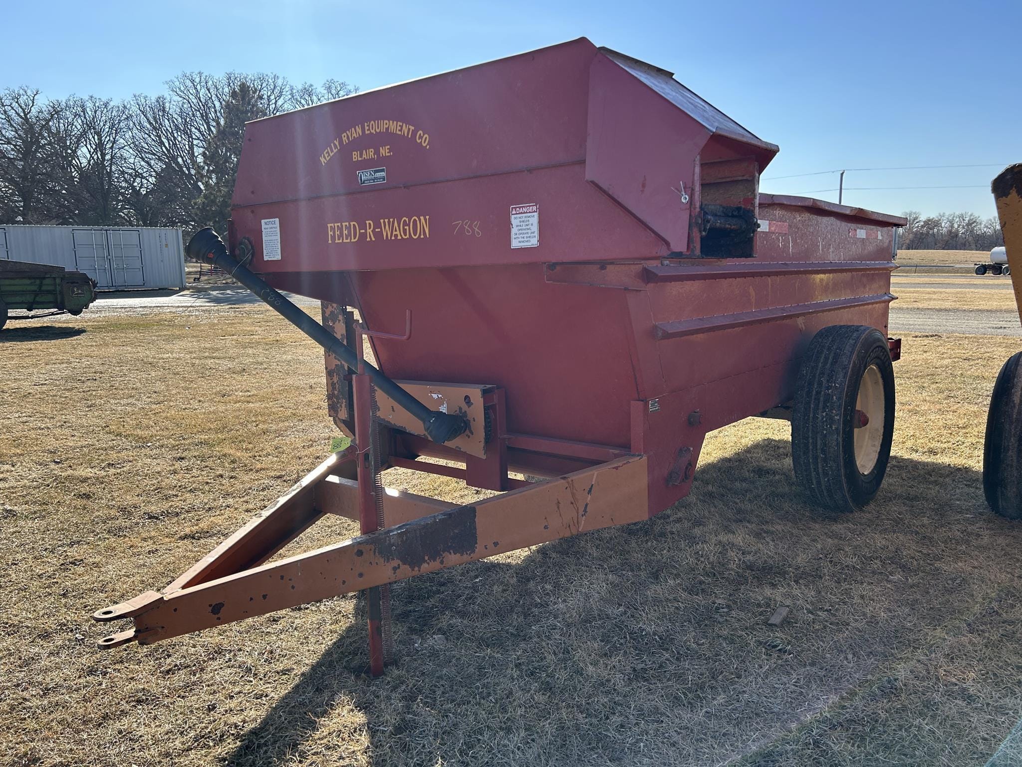 Kelly Ryan 5x12 Equipment Image0