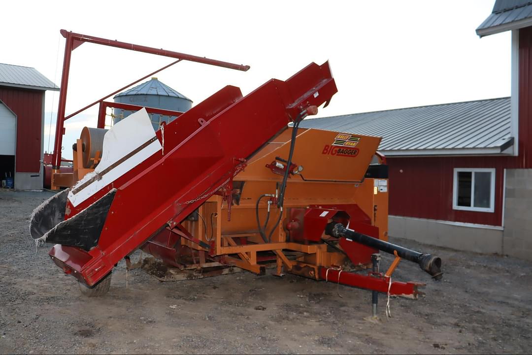 Image of Kelly Ryan Big Bagger Primary image