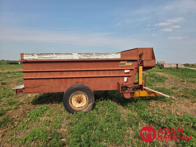 Image of Kelly Ryan Feed-R-Wagon equipment image 2