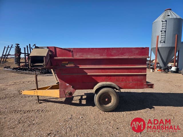 Image of Kelly Ryan Feed-R-Wagon equipment image 2