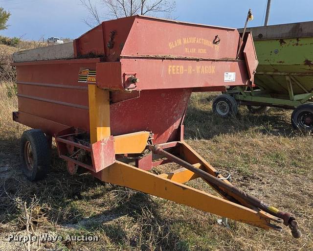 Image of Kelly Ryan Feed-R-Wagon equipment image 2