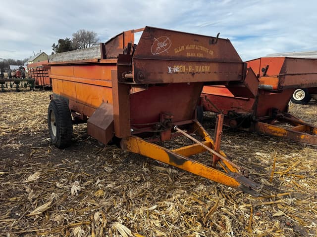 Image of Kelly Ryan Feed-R-Wagon equipment image 3