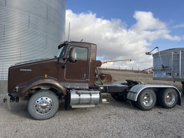 Image of Kenworth T800 equipment image 1