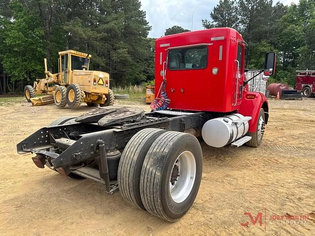 Image of Kenworth T300 equipment image 1