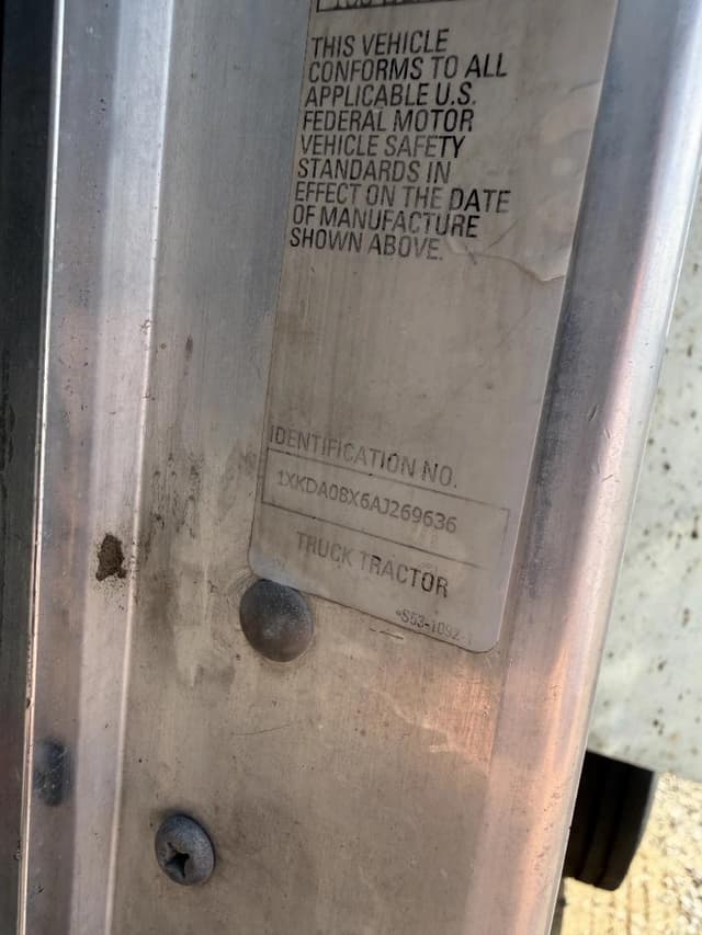 Image of Kenworth T800 equipment image 4