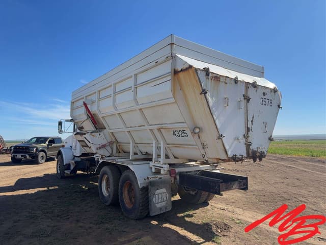 Image of Kenworth T800 equipment image 3