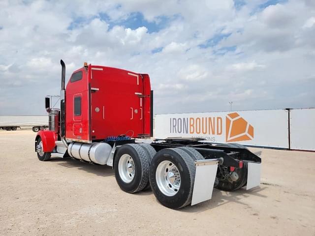 Image of Kenworth W900 equipment image 2