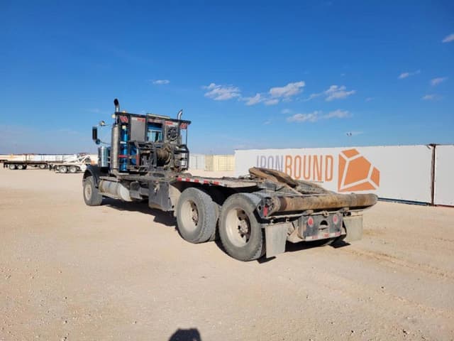 Image of Kenworth W900 equipment image 2