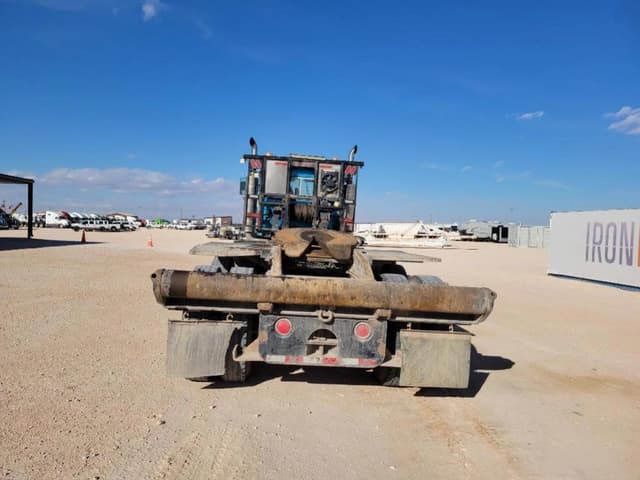 Image of Kenworth W900 equipment image 3