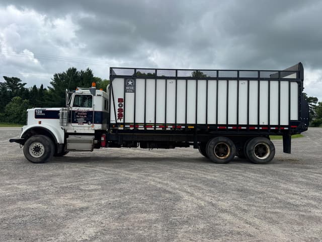 Image of Kenworth W900L equipment image 1