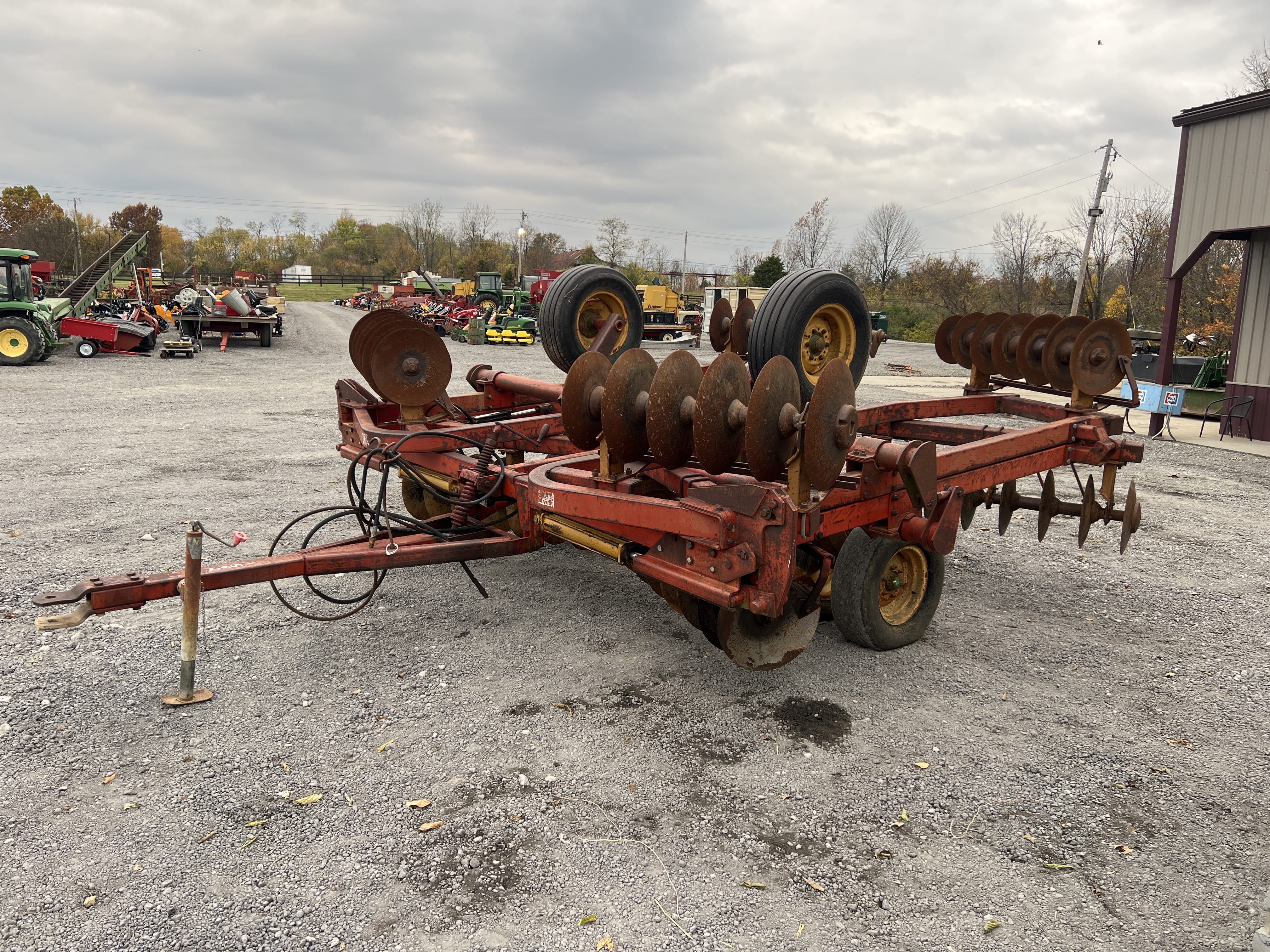 Kewanee 1000 Equipment Image0