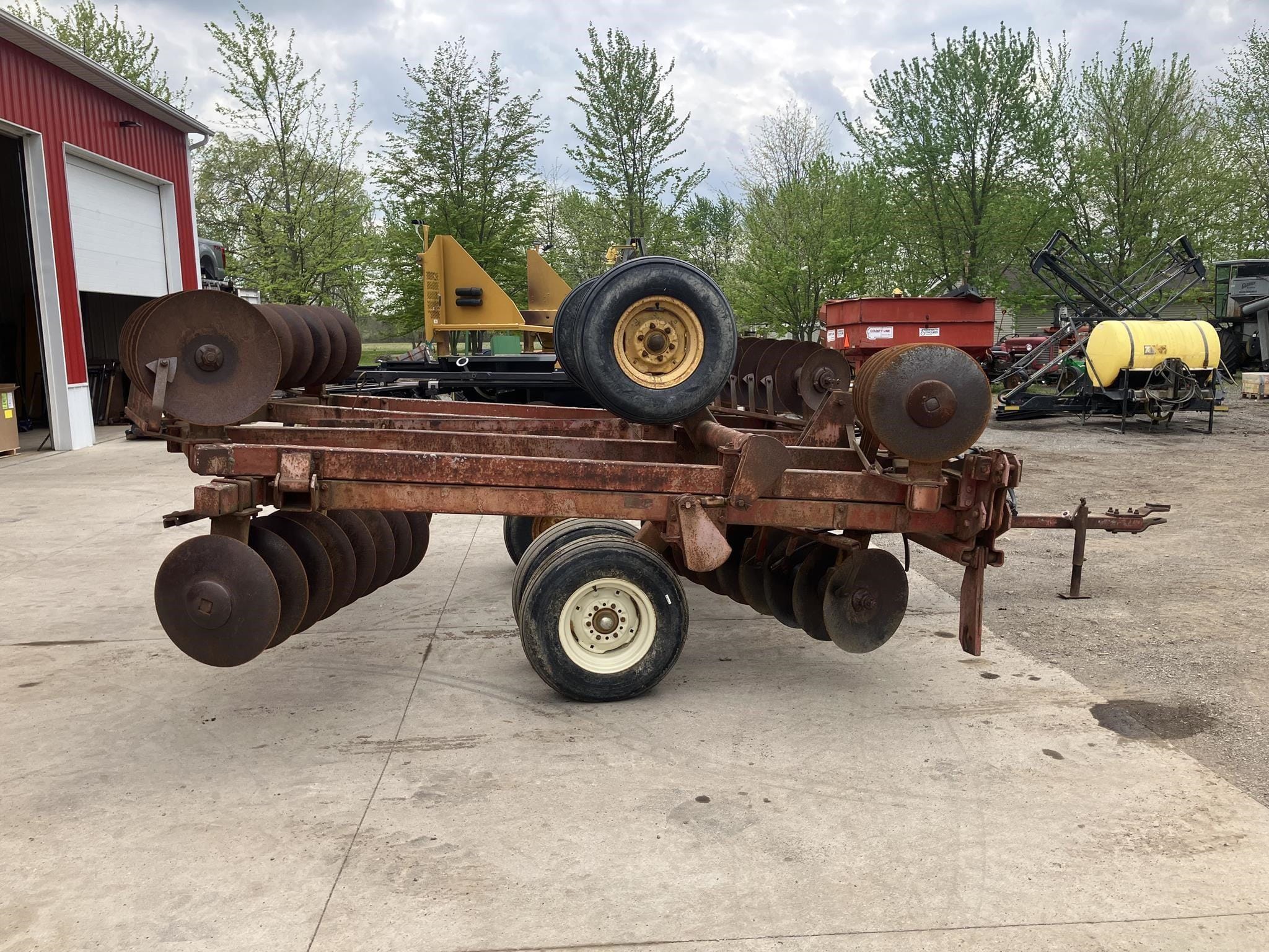 Kewanee 1020 Equipment Image0