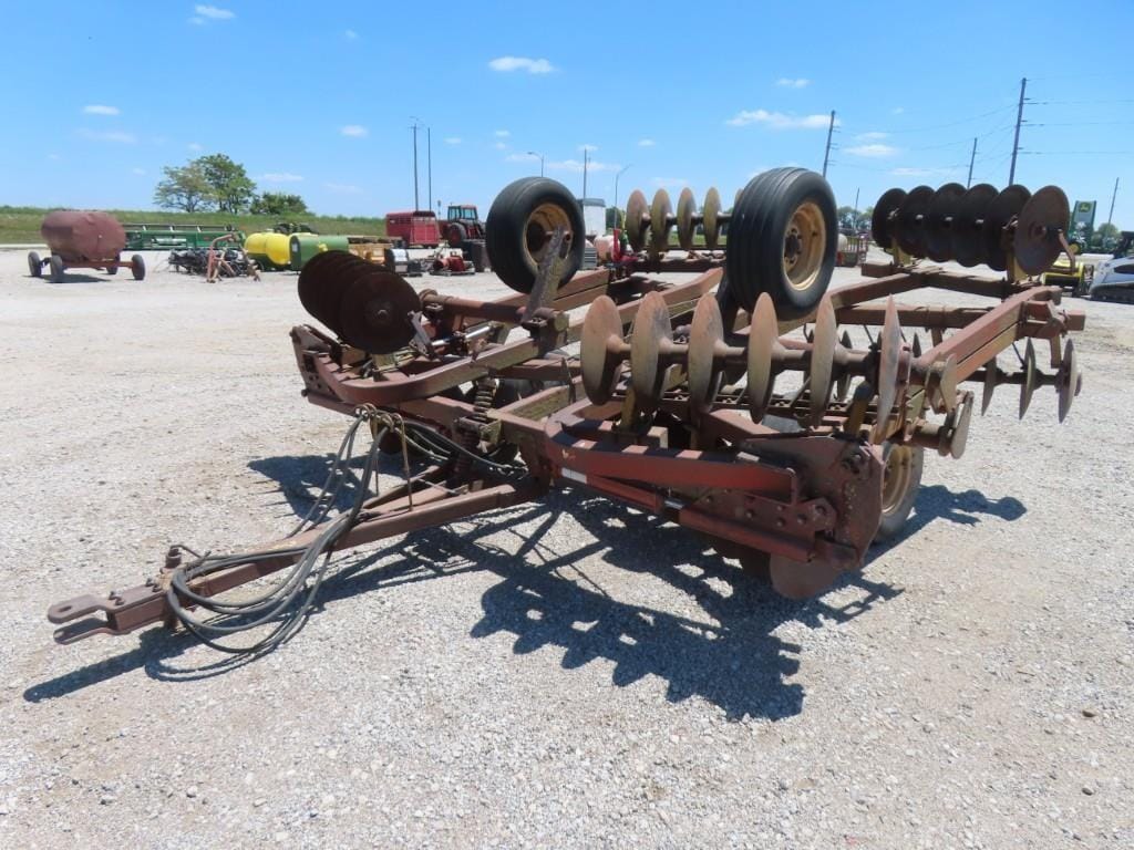 Kewanee 1020 Equipment Image0