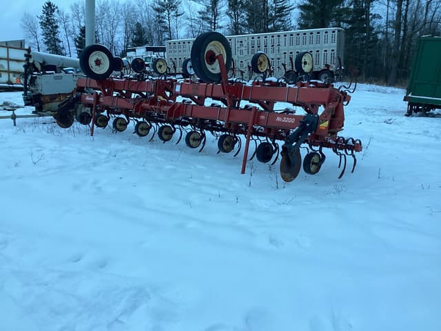 Image of Kewanee 3200 equipment image 2