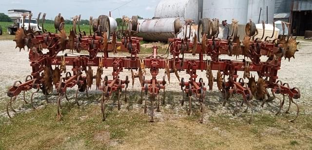 Image of Kewanee 3200 equipment image 3