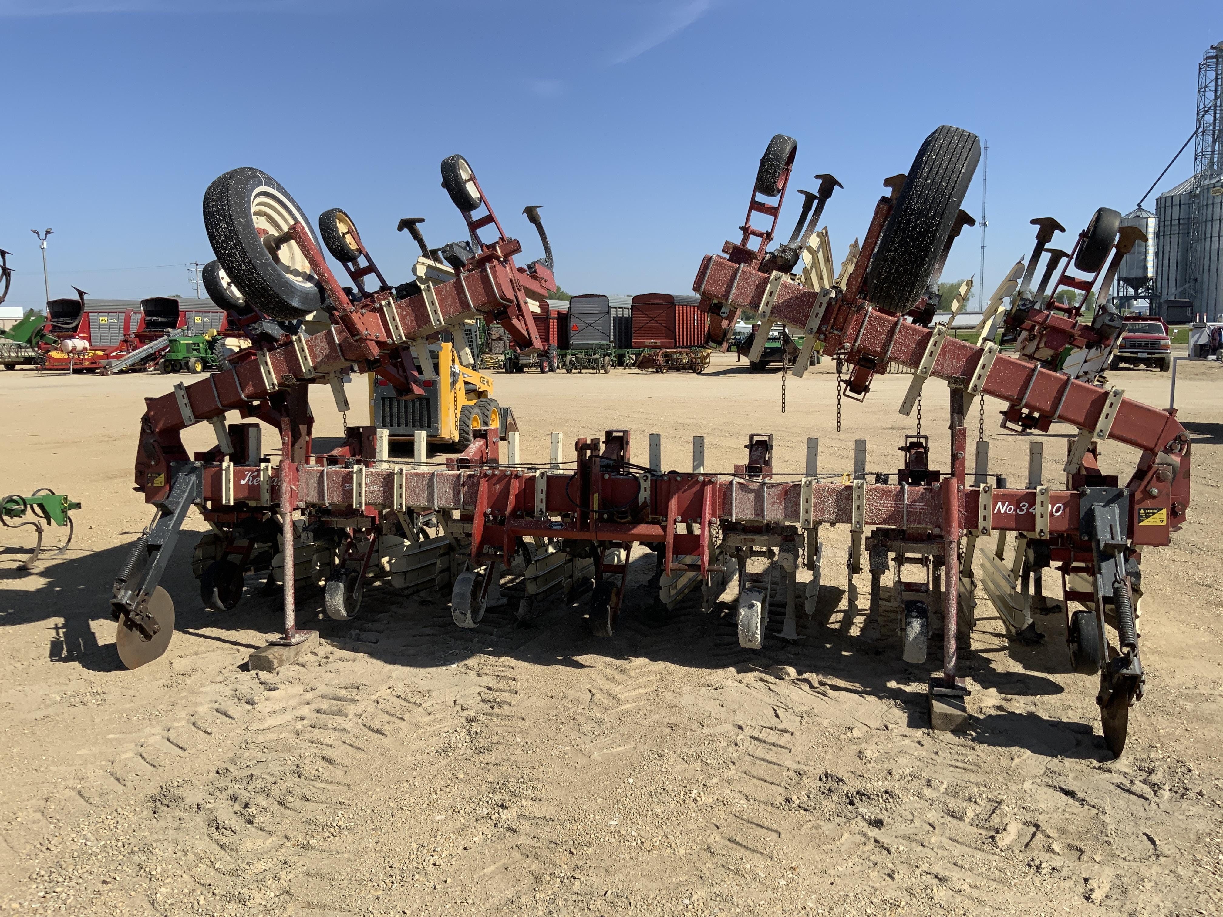 Main image Kewanee 3400