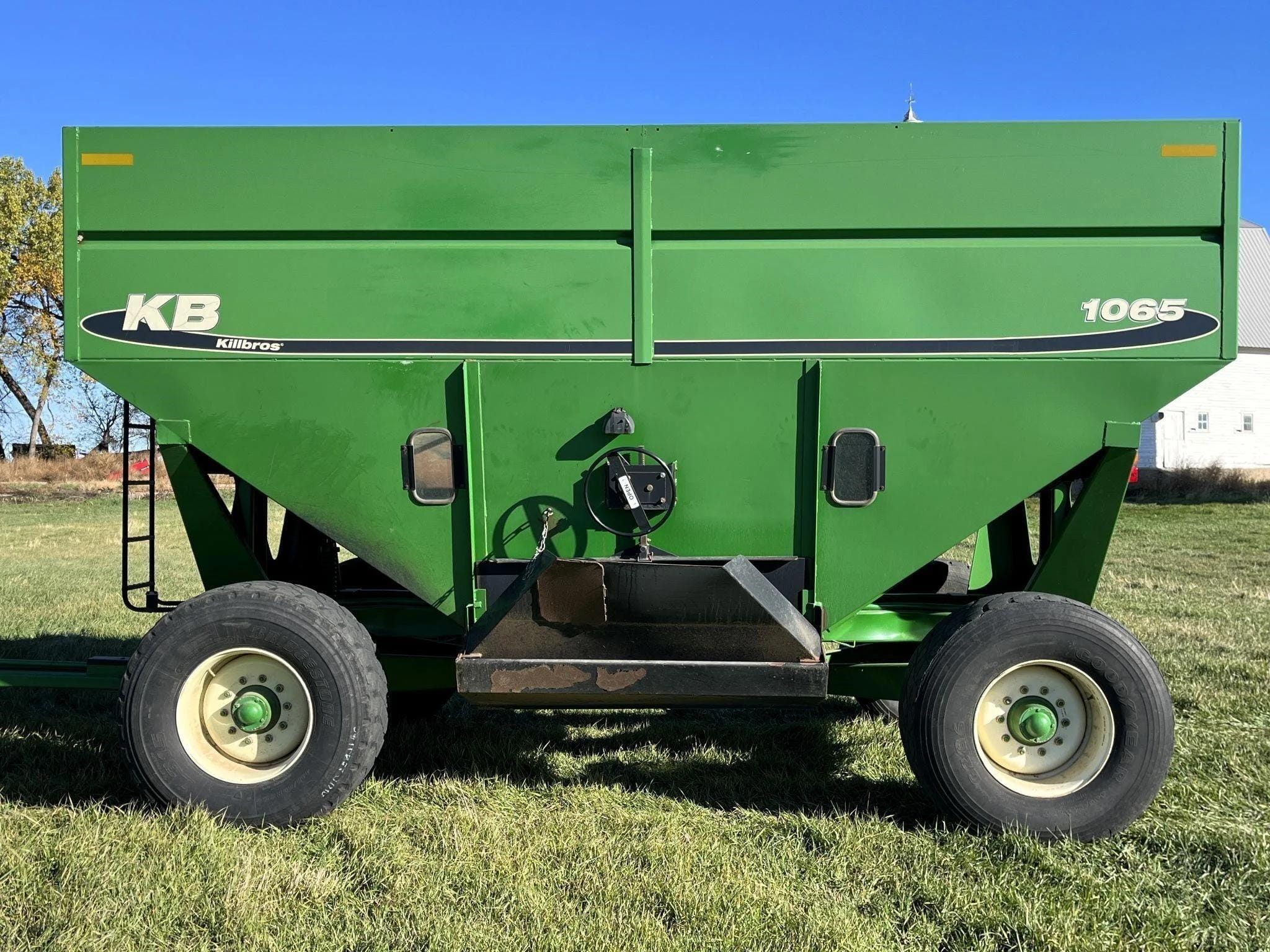 Killbros 1065 Equipment Image0